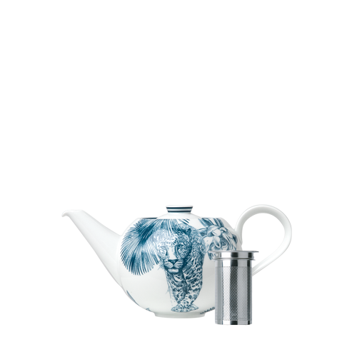 Teapot with tea strainer